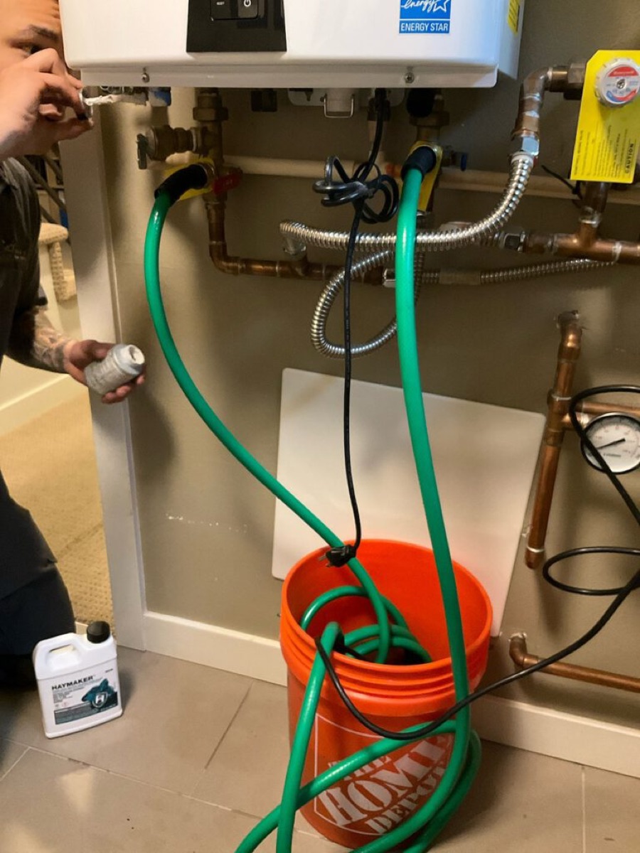 Water heater flush service by Bee's Plumbing in Seattle, WA
