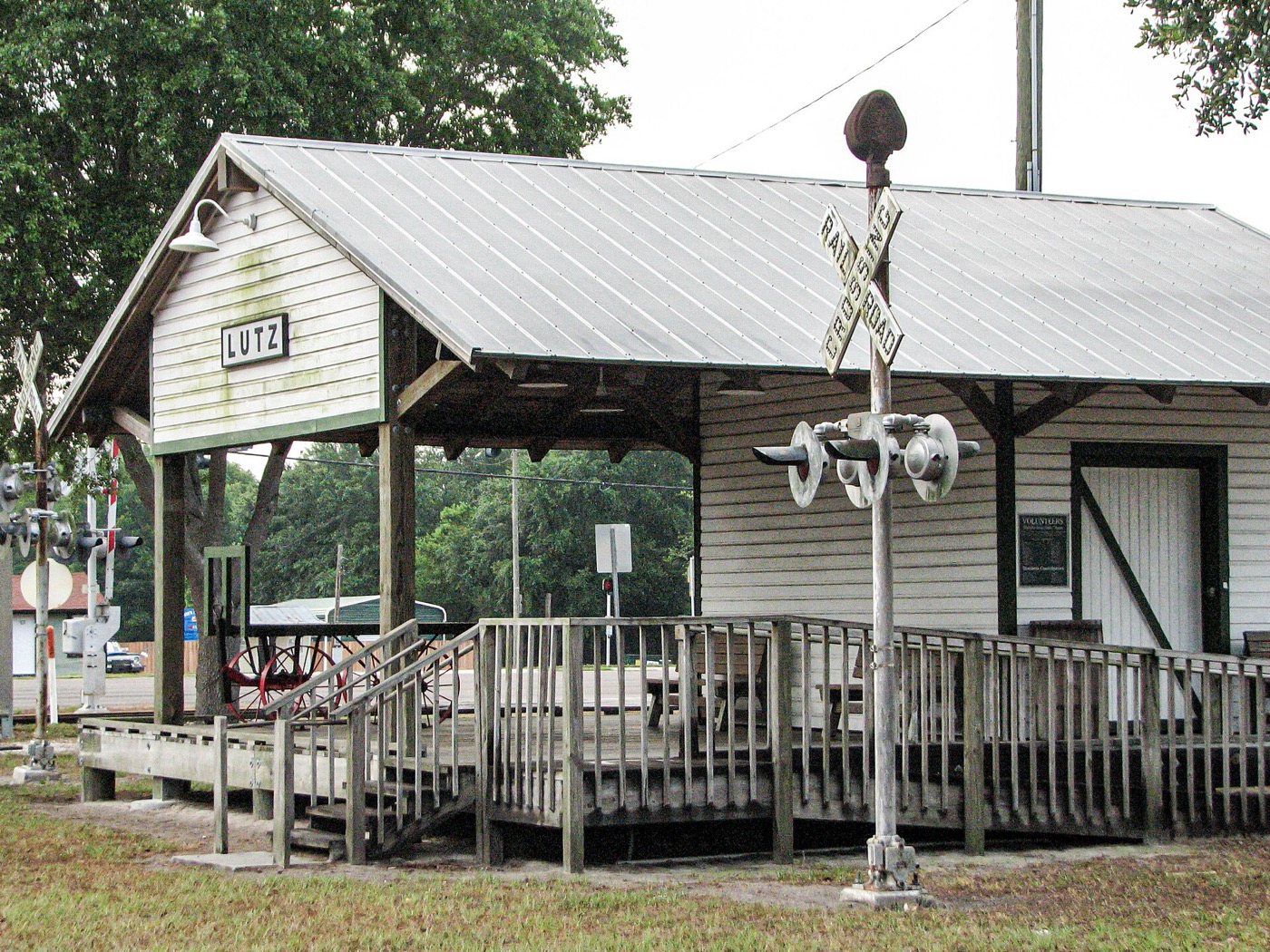 Replica of the Lutz train depot on its original site in downtown Lutz