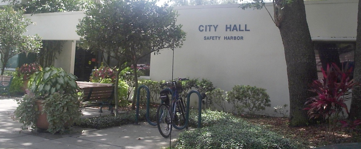 Safety Harbor City Hall building