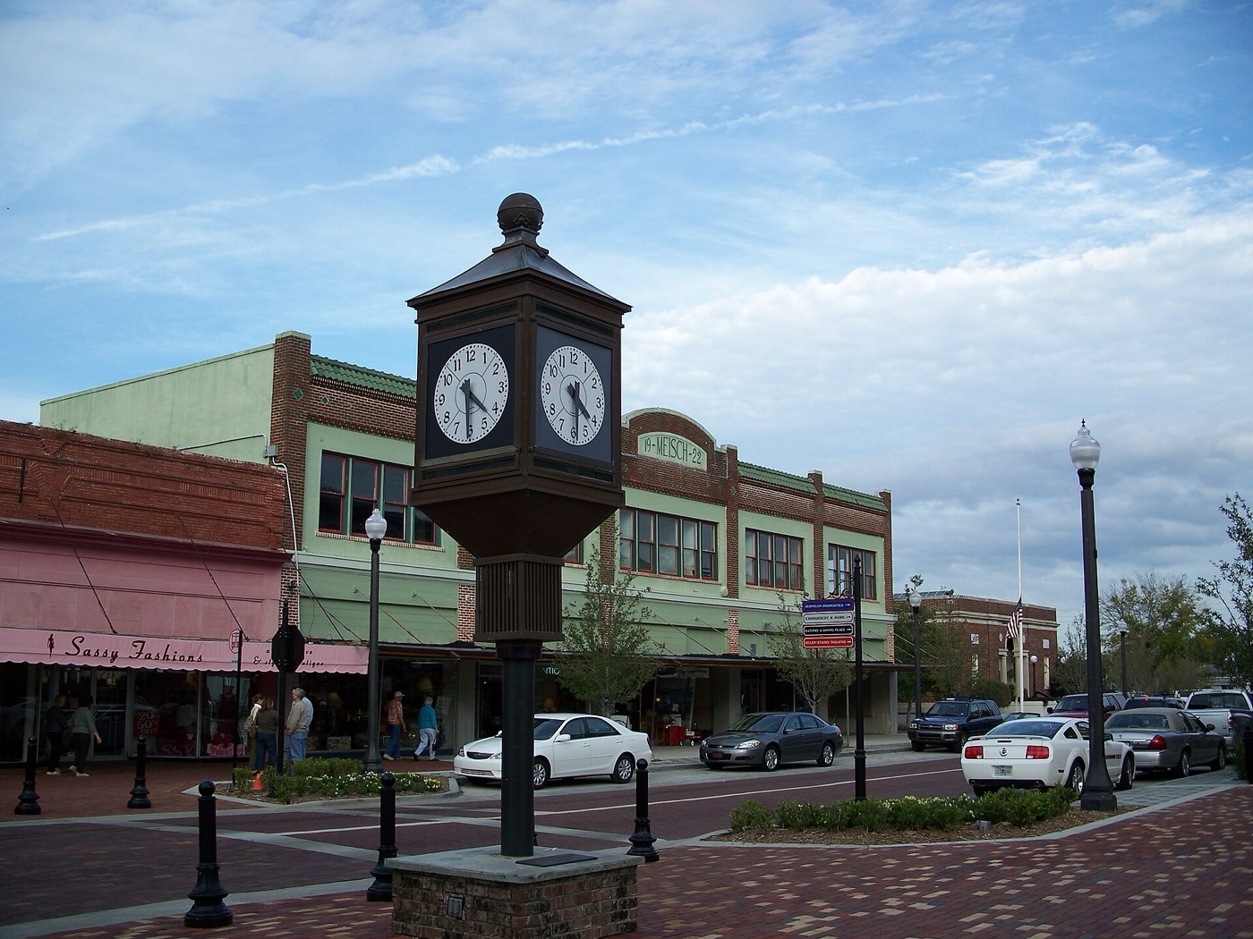 Street clock in the Sanford Commercial District downtown