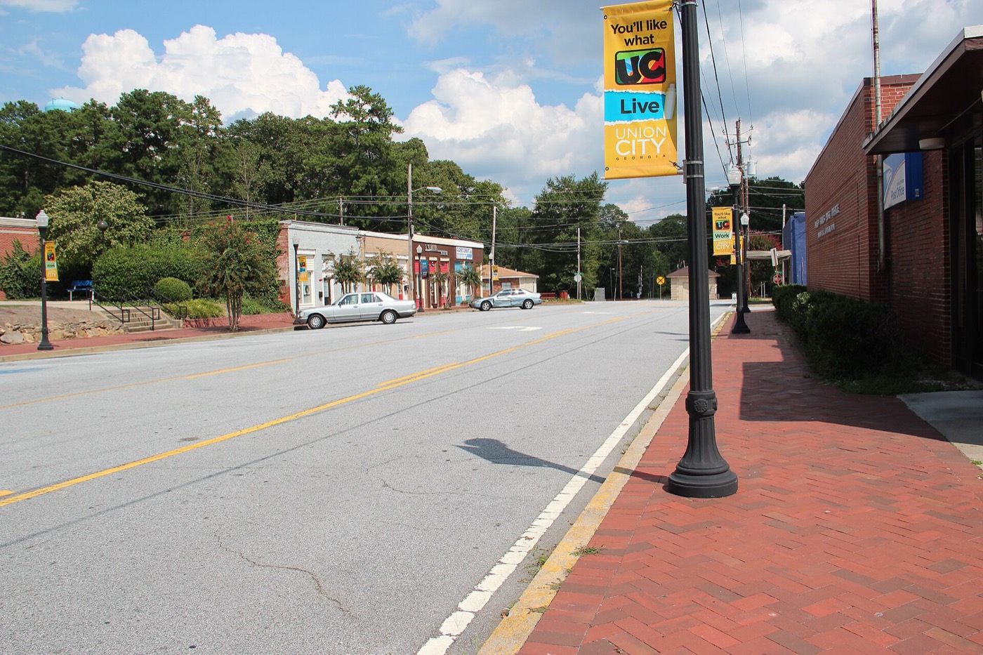 Street view of downtown Union City, Georgia