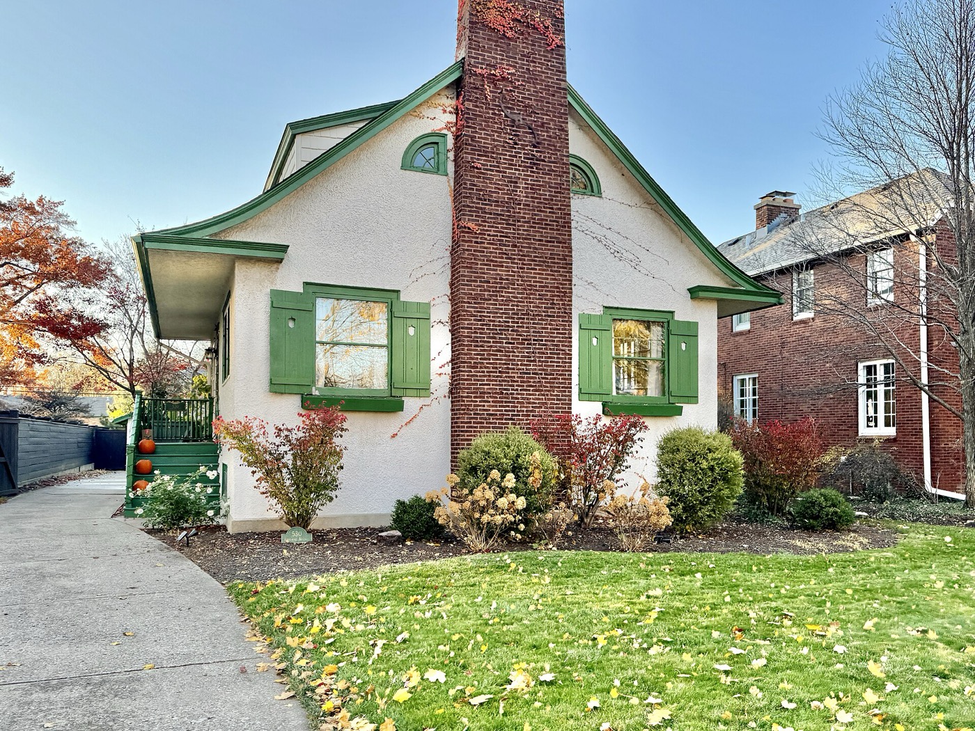 Early 20th-century house with a brick chimney on Ashland Avenue in River Forest
