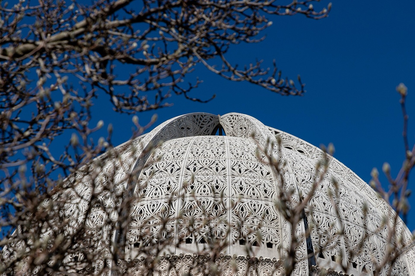 The domed Bahá'í House of Worship in Wilmette
