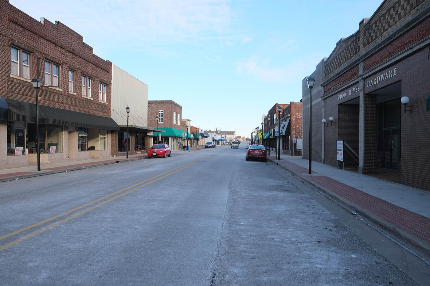 Main street in Wood River, Illinois