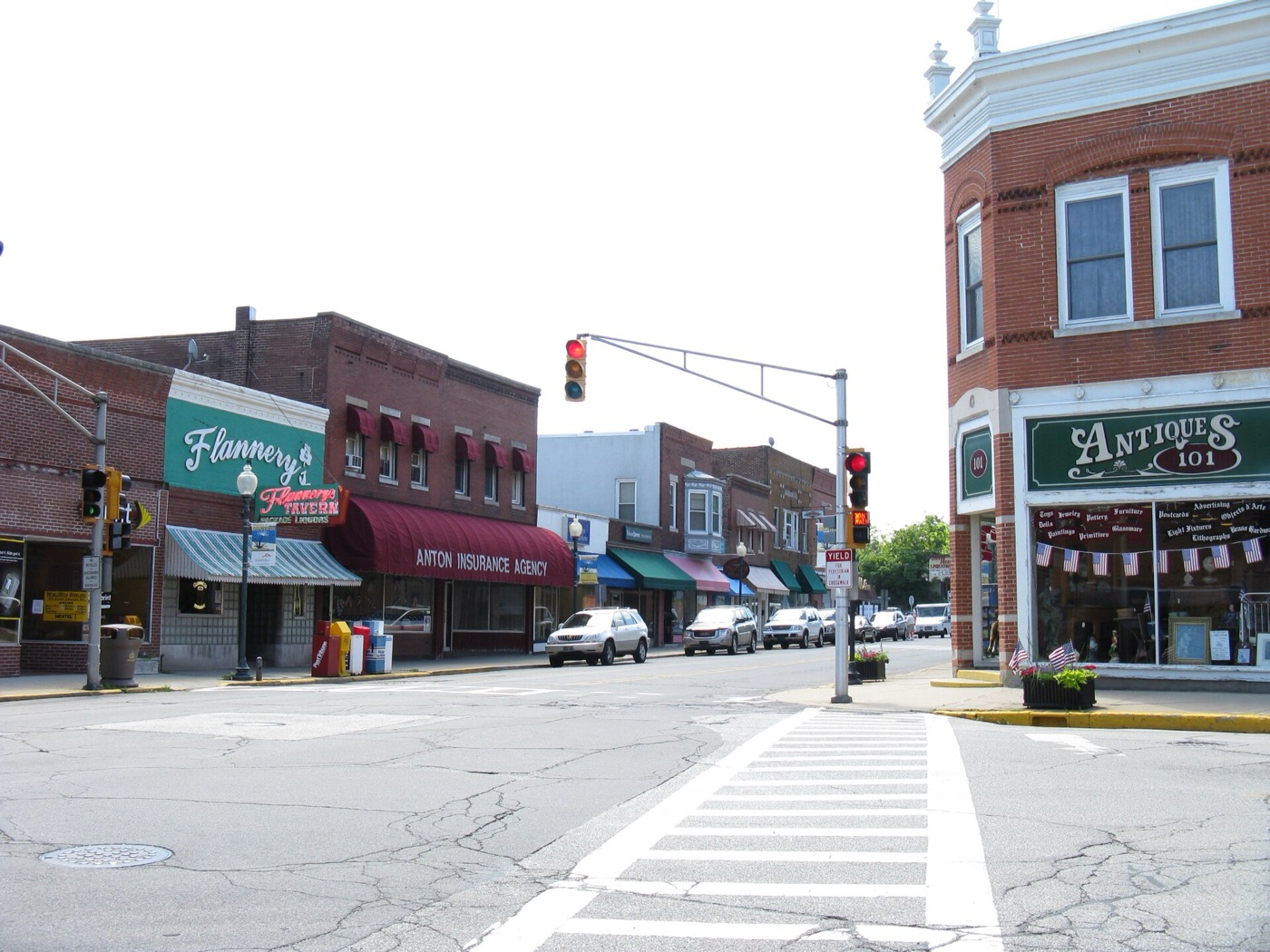 Chesterton's main downtown intersection looking south