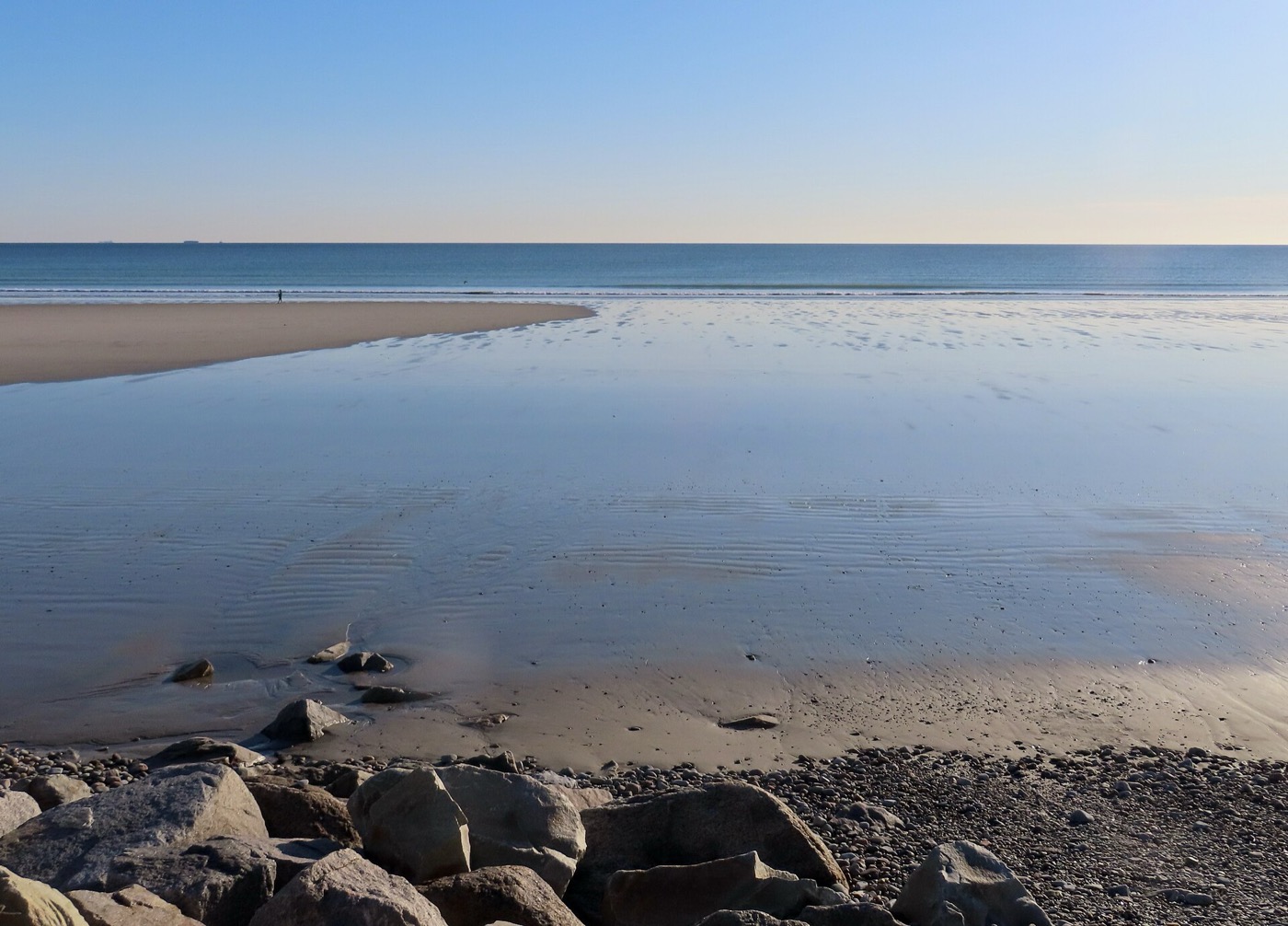 Nantasket Beach in Hull with sand and open ocean
