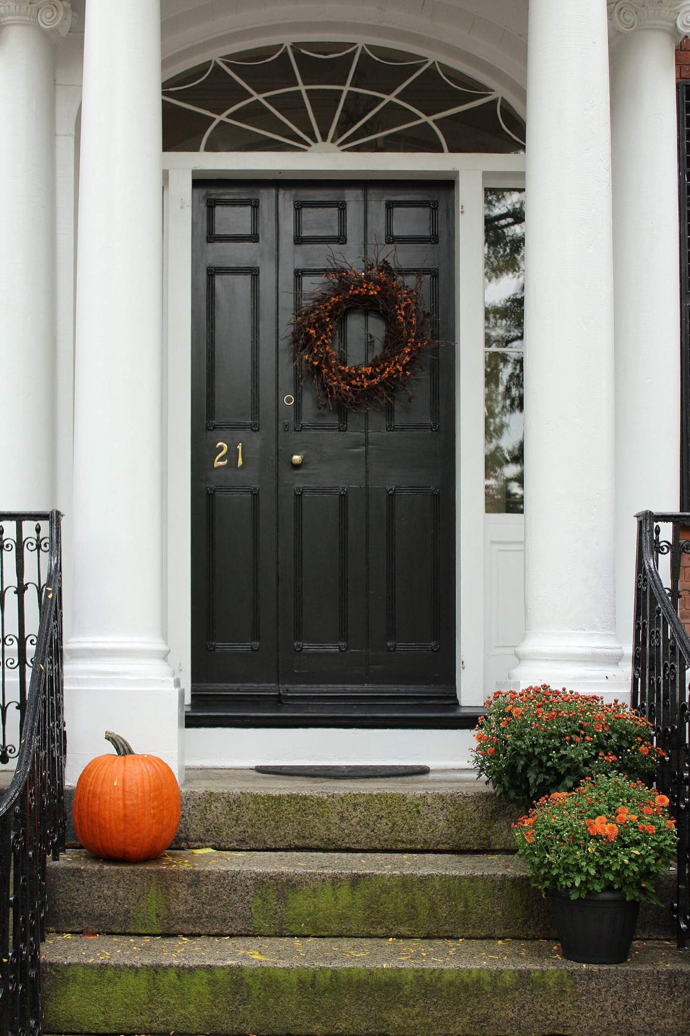 Historic Federal-style houses along Chestnut Street in Salem