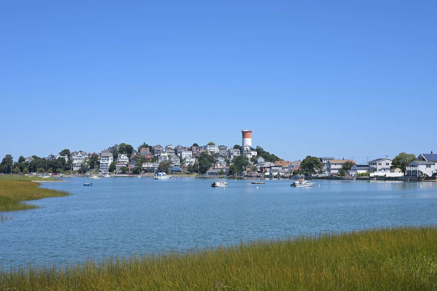 Homes in Winthrop looking north from Bay View Avenue