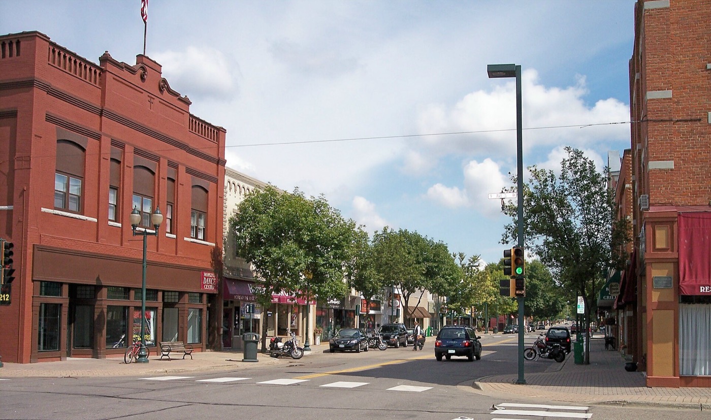 Shops along Mainstreet in downtown Hopkins, Minnesota