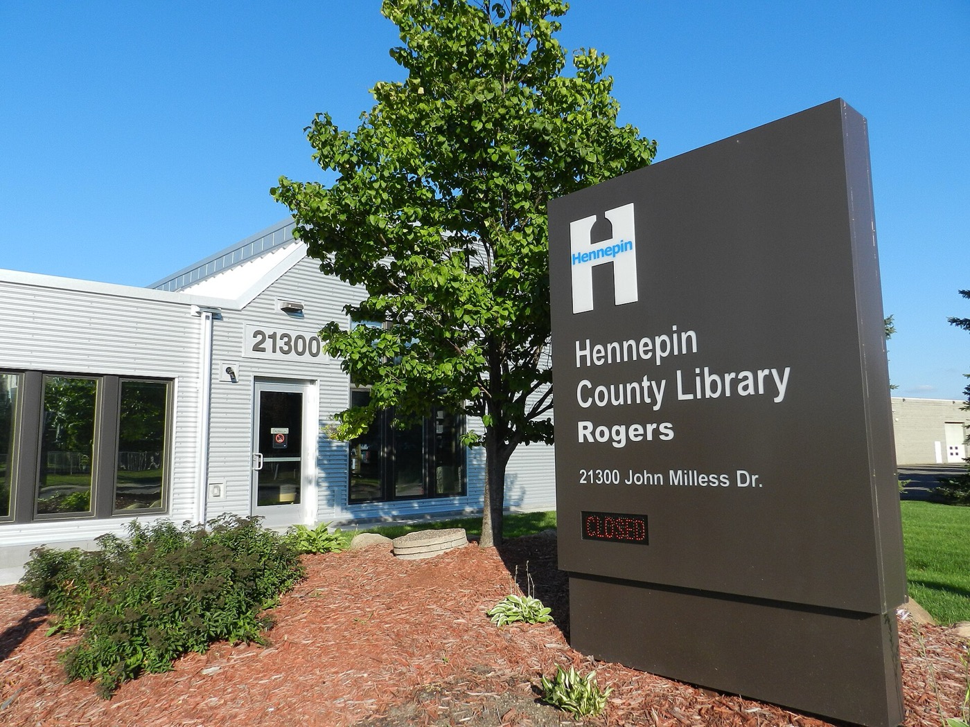 Exterior of the Hennepin County Library branch in Rogers, Minnesota