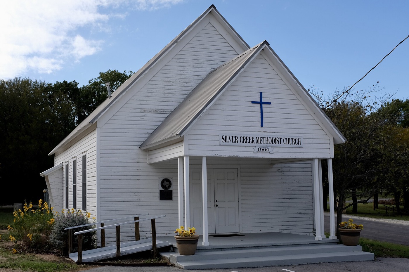 White wooden Silver Creek United Methodist Church in Azle, Texas