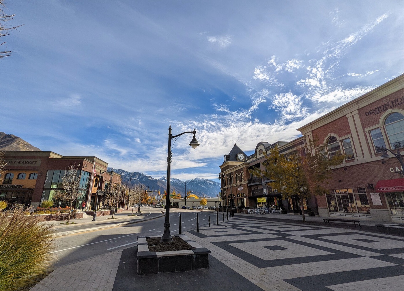 Shops and buildings in Holladay Village, the city's downtown
