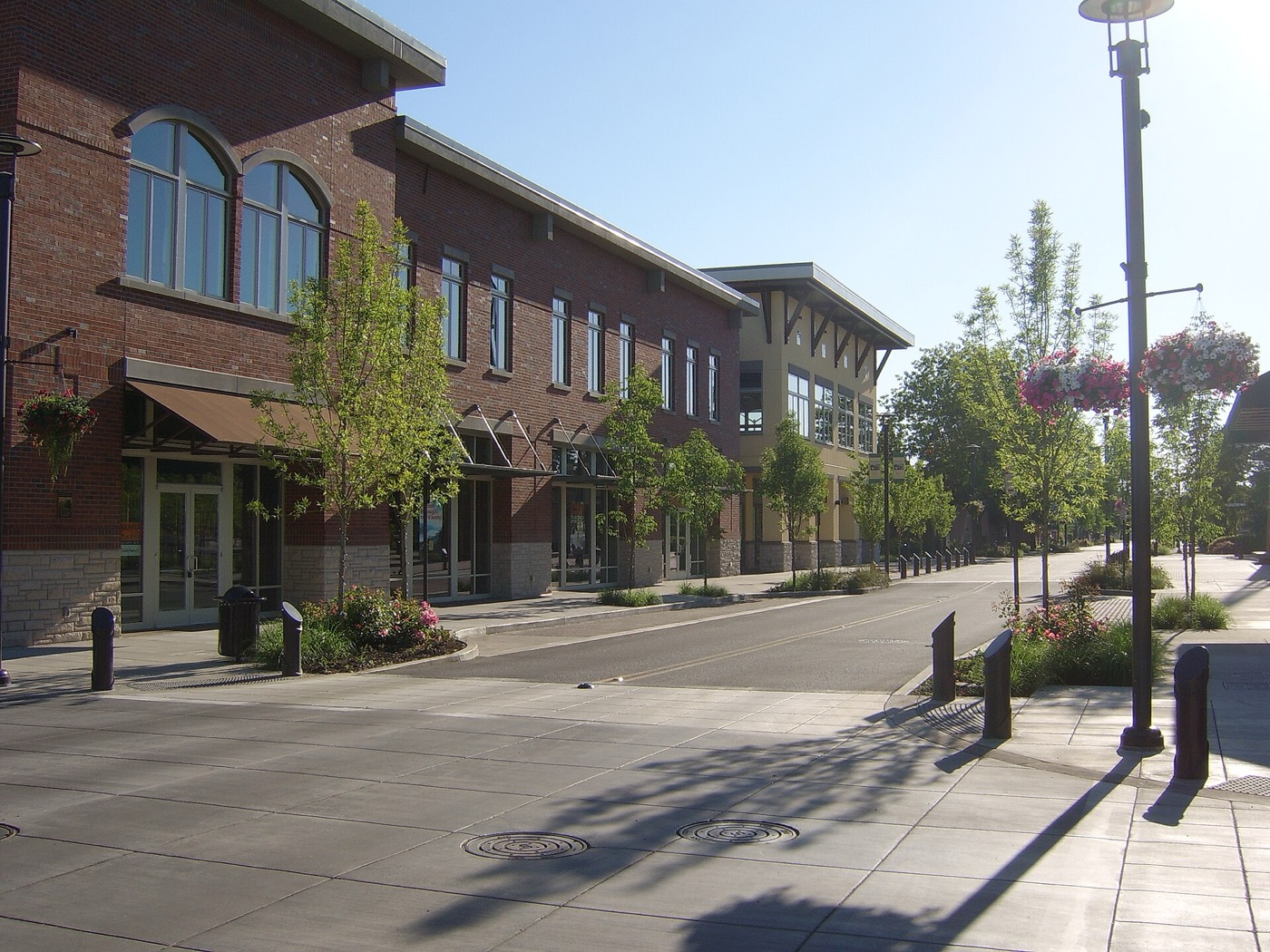 Brick commercial buildings and a sidewalk in downtown Washougal, Washington